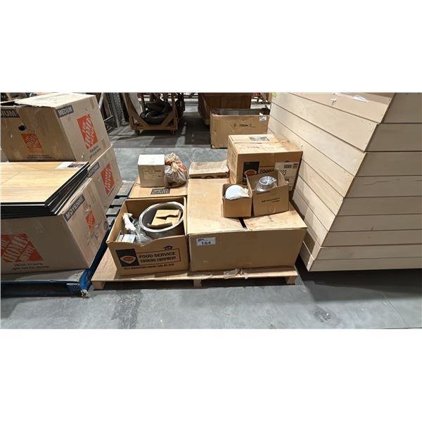PALLET OF ASSORTED LIGHTING, COMMERCIAL FOOD WARMER INSERTS & MORE