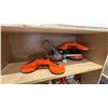 Image 3 : 2 SMALL UTILITY CABINETS WITH ASSORTED CONTENTS- GLASS GRABBER CUPS, HARDWARE, SANDPAPER & MORE
