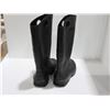 Image 2 : DUNLOP STEEL TOE RUBBER BOOTS SIZE:4