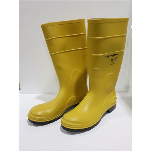 DUNLOP STEEL TOE RUBBER BOOTS SIZE:13
