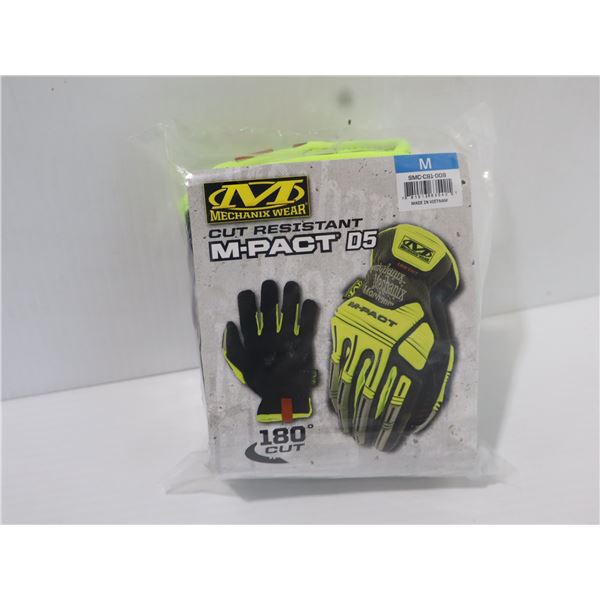 MECHANIX WEAR PAIR OF CUT RESISTANT M-PACT D5 GLOVES -MED