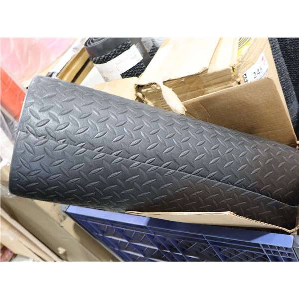MAT DIAMOND TUF SPONGE BLACK 2'x10'x1/2"