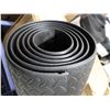 Image 2 : MAT DIAMOND TUF SPONGE BLACK 2'x10'x1/2"