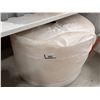 Image 1 : ROLL OF 24"W BUBBLE WRAP