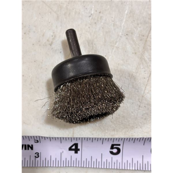 CUP BRUSH 1-3/4 .006SS WIRE1/4" SHANK