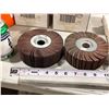 Image 1 : LOT OF 2 ASSORTED FLAP-WHEEL
