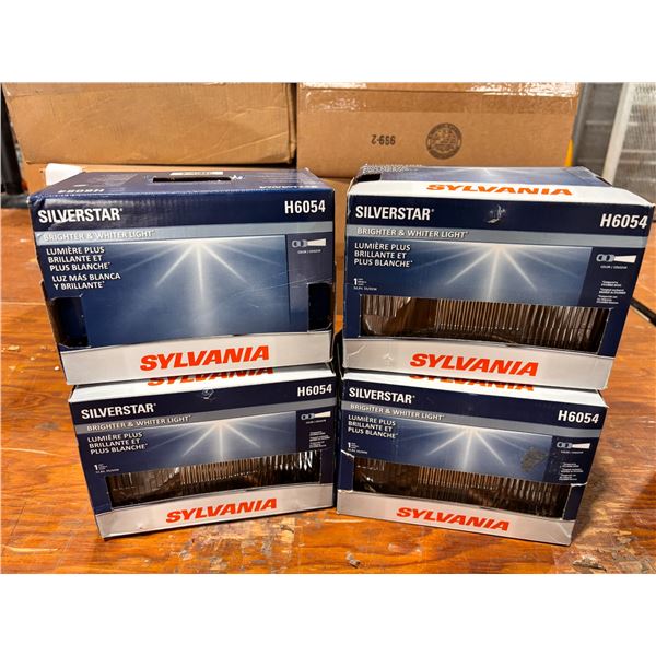 LOT OF 4 HEADLIGHT SYLVANIA SILVERSTAR h6054