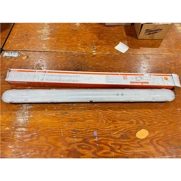 SYLVANIA LEDVANCE VAPOR TIGHT 50W 4000K DIMMABLE GREY #74552-0