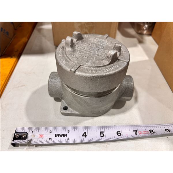 CROUSE-HINDS - OUTLET BOX EATON EAJT26