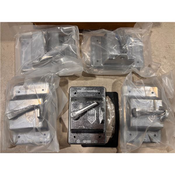 BOX OF 5 EATON DS185 FOR STANDARD SNAP SWITCHES