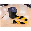Image 1 : TENSABARIER WALL-MOUNT (WITH 1 RECEPTACLE)