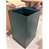 Image 1 : SAFCO RECYCLING CONTAINER BASE 15.5x15.5x26" GREEN