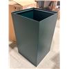Image 1 : SAFCO RECYCLING CONTAINER BASE 15.5x15.5x26" GREEN