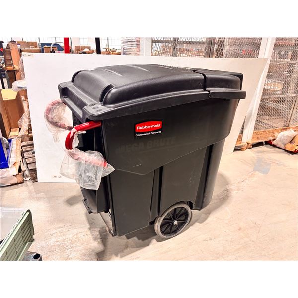 RUBBERMAID MEGA BRUTE WITH LID (REAR DOOR NOT INCLUDED)