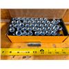 Image 1 : DEWALT STEEL DROPIN LIPPED CS-Z 1/2" (QTY 50)