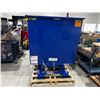 Image 4 : VESTIL NARROW HEAVY DUTY HOPPER 3 CUBIC YARD
