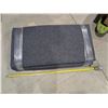 Image 1 : GREY CARPET
