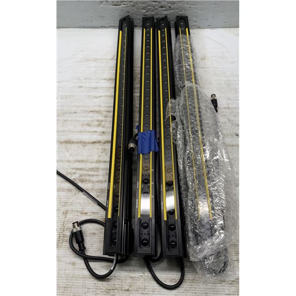 (2) Sets of Banner EZ-Screen S4B #S4BR30-600-S/#S4BE30-600-S