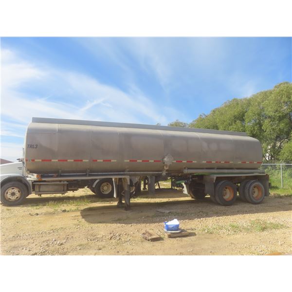 1975 Westank Industries 7,700 Gal Tanker Semi Trailer