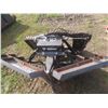 Image 7 : Bobcat 60" 2-Way Hydraulic V-Blade with Bobcat Quick Attach