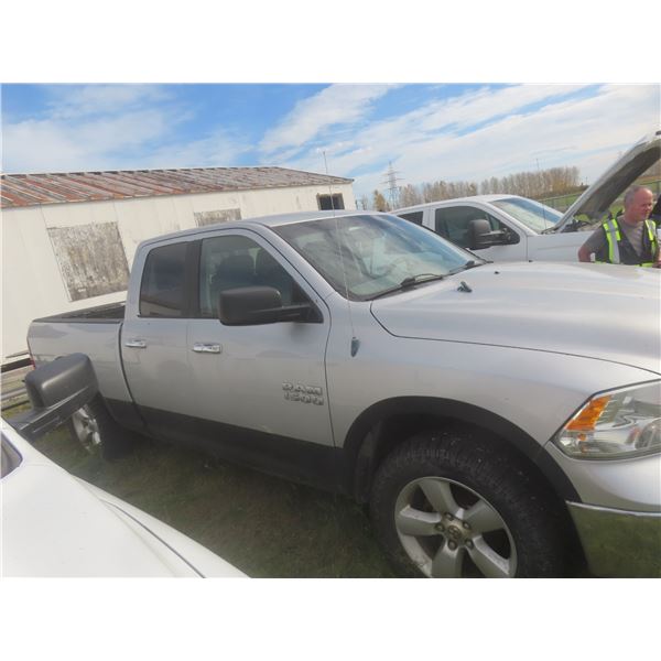 2014 Dodge Ram 1500 SLT 4x4 Double Cab – 3.6L, Automatic, 378,799 km