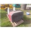 Image 4 : Boss TGS800 Sand/Salt Spreader – 12V