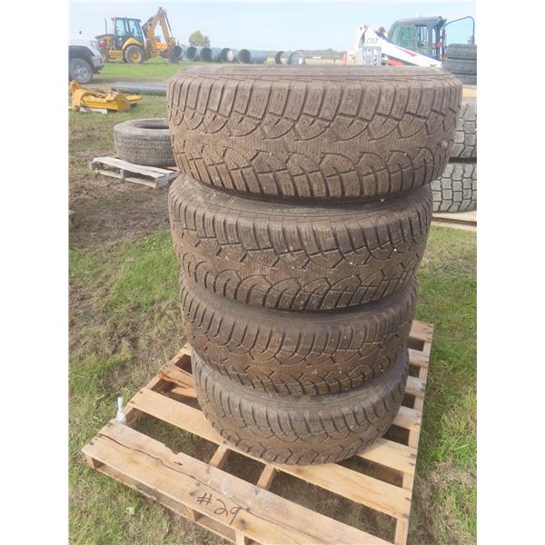 4 Tires and Rims 265/70R17 – Off Dodge 1500 Pickup
