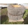 Image 1 : 2 Michelin X SNO Plus 17.5R25 Tires and Rims – Off Cat 140M Grader