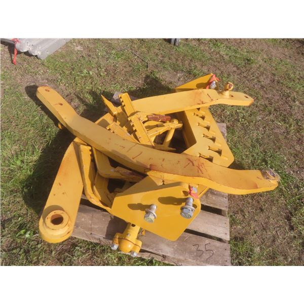 Cat 140M Grader Scarifier with Extra Teeth