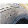 Image 5 : 6 Continental 225/70R19.5 Tires