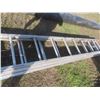 Image 3 : Aluminum 3-Section 30' Ladder