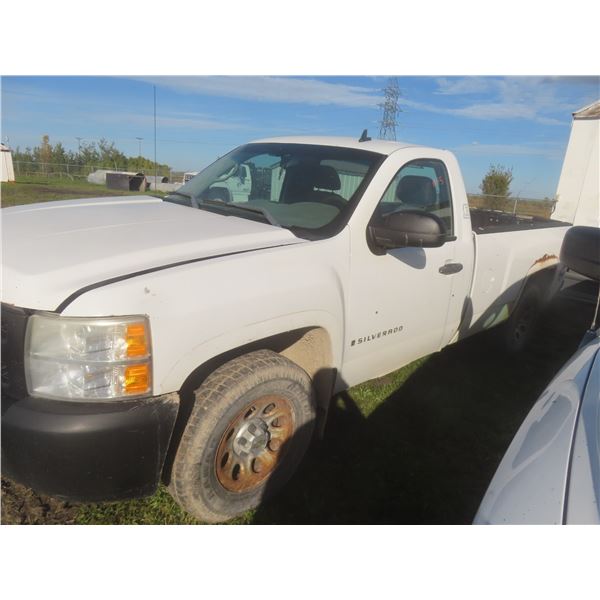 2009 Chevrolet Silverado 1500 LT 4x4 – Automatic, 380,816 km