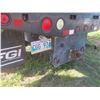Image 12 : 1989 Ford F800 Dually with 16' Flat Deck and Stake Sides – 429 Gas, 5-Speed × 2