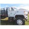 Image 14 : 1989 Ford F800 Dually with 16' Flat Deck and Stake Sides – 429 Gas, 5-Speed × 2