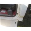 Image 22 : 1989 Ford F800 Dually with 16' Flat Deck and Stake Sides – 429 Gas, 5-Speed × 2