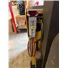 Image 14 : Caterpillar NRR30 Electric Stand-Up Forklift, 3k Capacity (Needs Repair)
