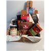 Image 1 : Charcuterie Board Basket