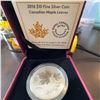 Image 1 : 2016 $10 Fine Silver Coin Canadian Maple Leaves 99.99% Pure, 34mm, 15.87g