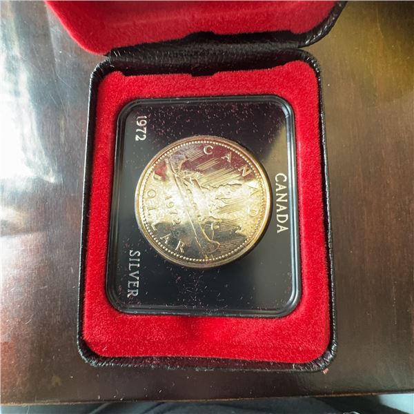 1972 Canada Silver Dollar Coin in Original Case