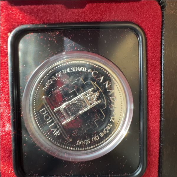 1977 Canada Silver Jubilee One Dollar Coin Queen Elizabeth II in Case