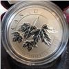 Image 2 : 2015 $10 Fine Silver Maple Leaf Coin, Royal Canadian Mint, 99.99% Pure, 15.87g