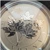 Image 3 : 2015 $10 Fine Silver Maple Leaf Coin Royal Canadian Mint, 15.87g, 34mm, Box & COA