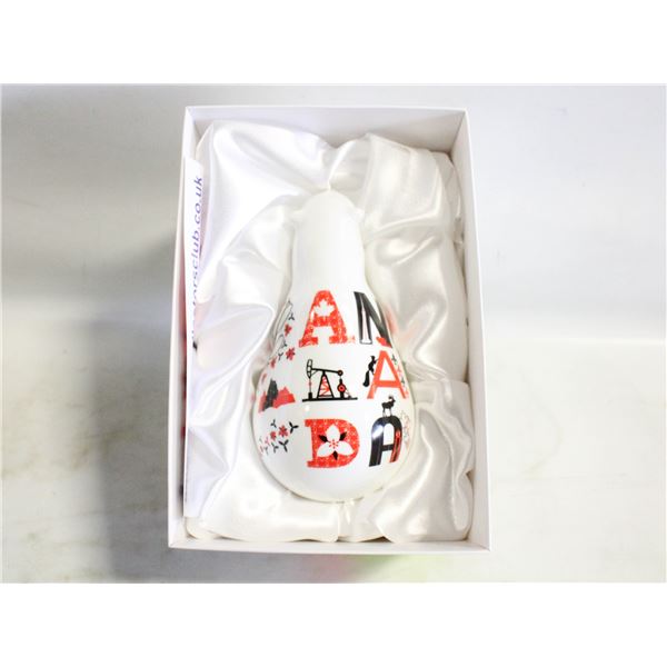 ROYAL DOULTON CANADA POLAR BEAR IN BOX