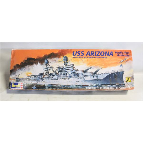 USS ARIZONA REVELL 1:426 MODEL