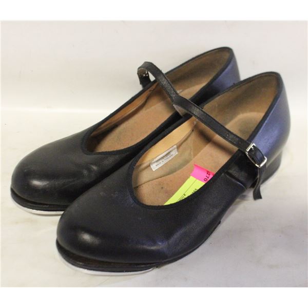 SIZE 9.5 BLOCH TAP DANCE SHOES