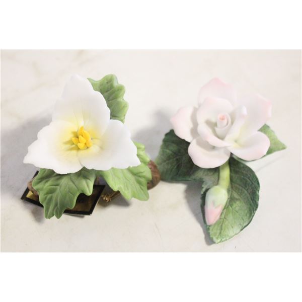 2 VINTAGE WHITE MAGNOLIA FLOWER BONE CHINA DECOR