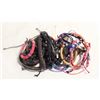 Image 1 : 20 BRACELETS LEATHER & MORE