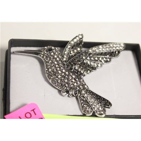 NEW LARGE HUMMINGBIRD IN SILVER TONE