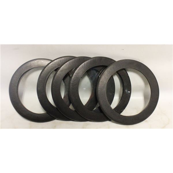 LOT OF 5 NEW RUBBER & PLASTIC DISKS