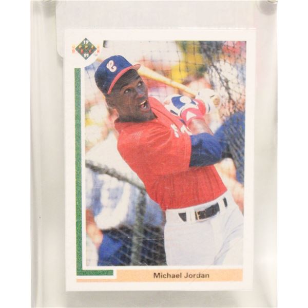 BASEBALL CARD ROOKIE